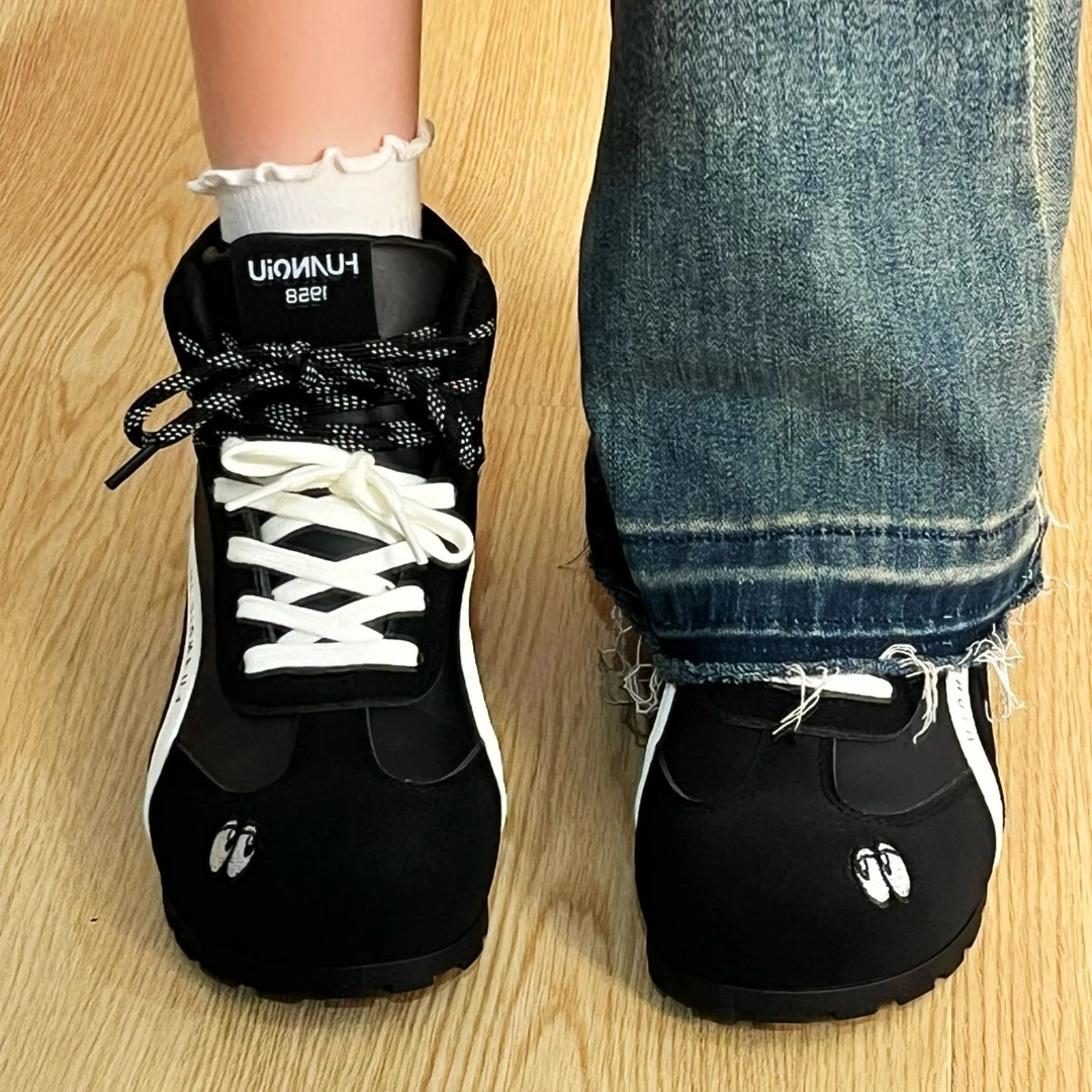 环球女鞋高帮马丁靴2025秋季新款黑色百搭时尚休闲鞋子圆头短靴女