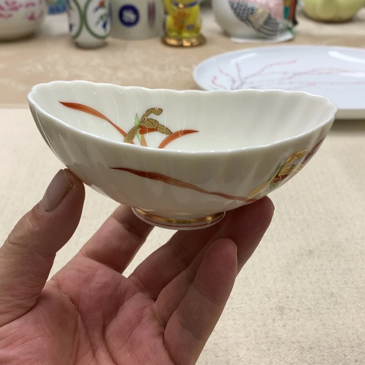 瓷片这份上的东西也