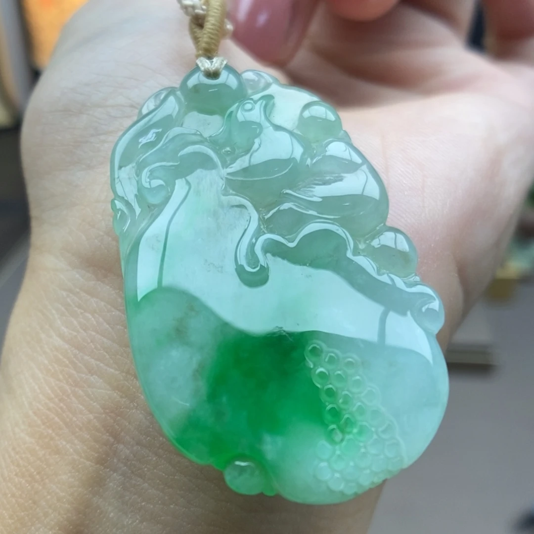 翡翠未镶嵌颈饰吊坠11