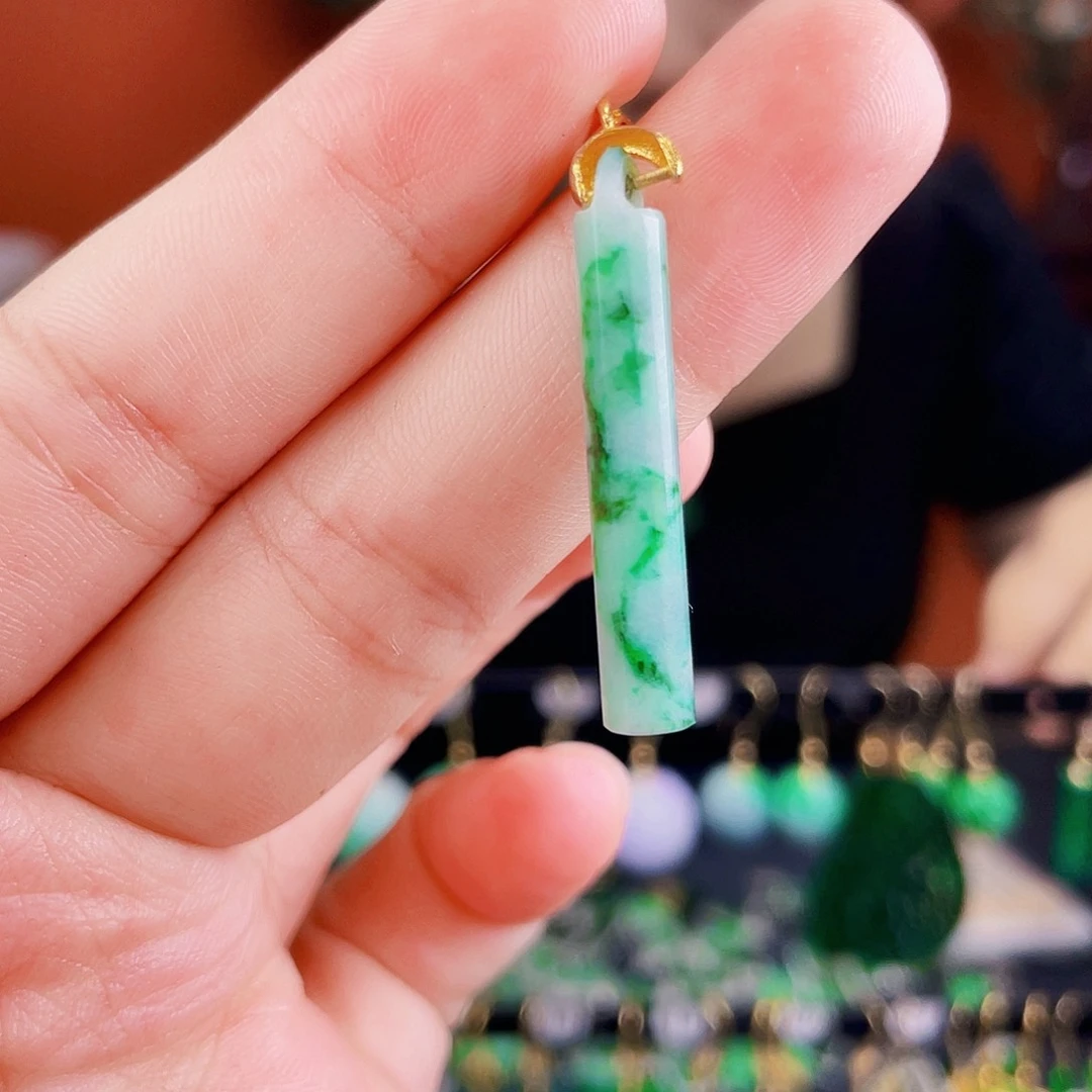 翡翠未镶嵌耳饰饰品