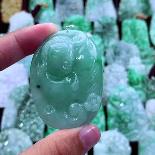 翡翠未镶嵌吊坠(不含链)