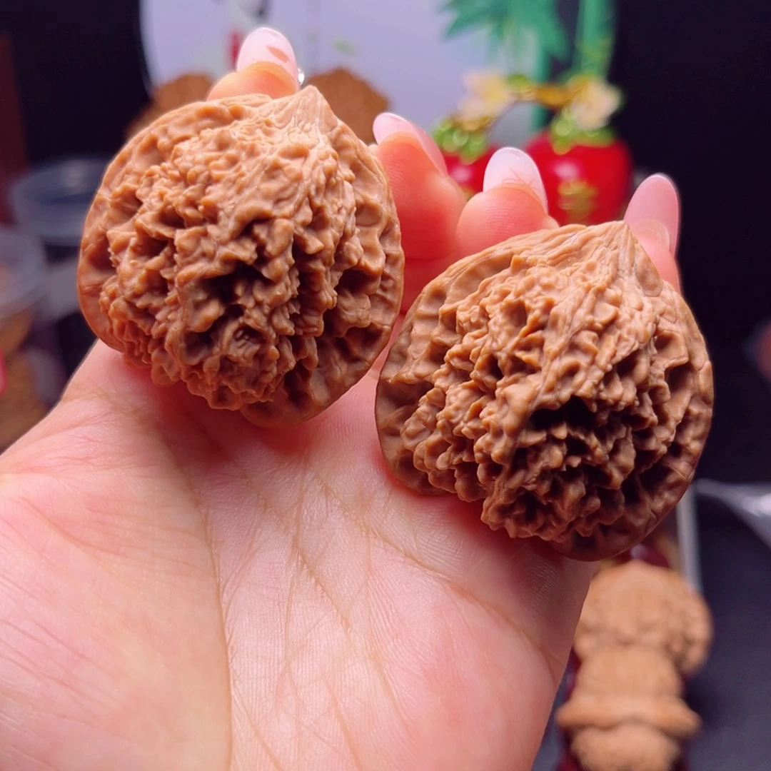 吊坠文玩核桃老树红皮原装满天星