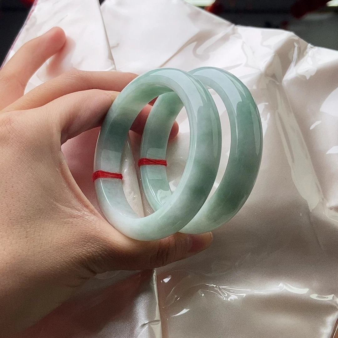 翡翠手镯未镶嵌55-57颜色多样性发拍一发一