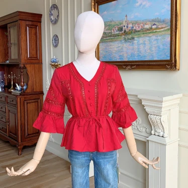 MR WATER水滴君 夏季蕾丝飞飞袖收腰V领衬衫