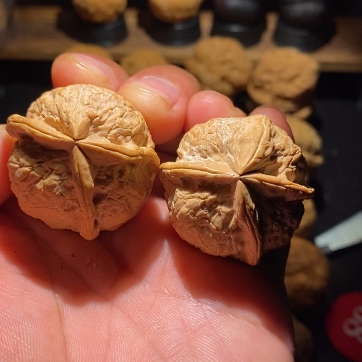 吊坠桃核铁核桃异形