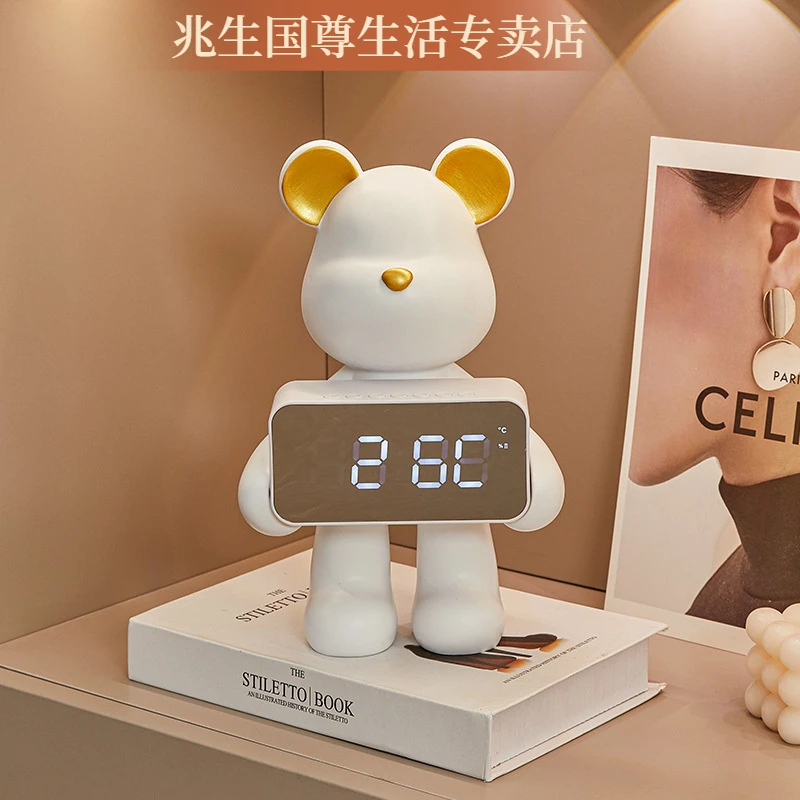 网红创意暴力熊时钟摆件客厅玄关桌面卧室钟表装饰轻奢家居装饰品