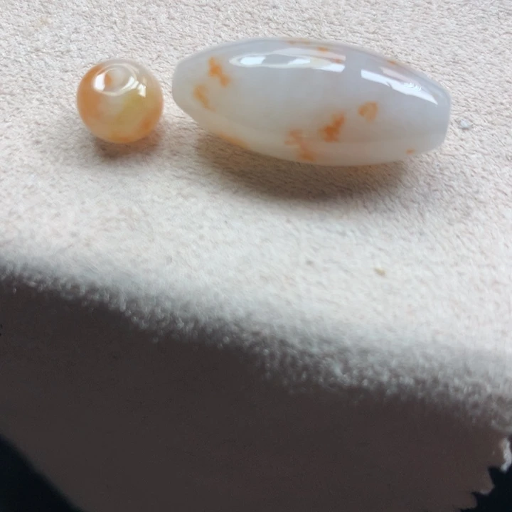 翡翠颈饰未镶嵌艳**下吊坠