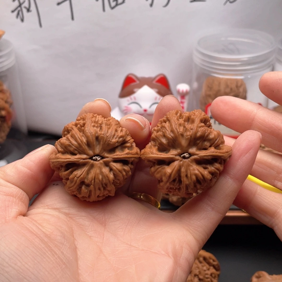 文玩核桃把件唐****房粗筋