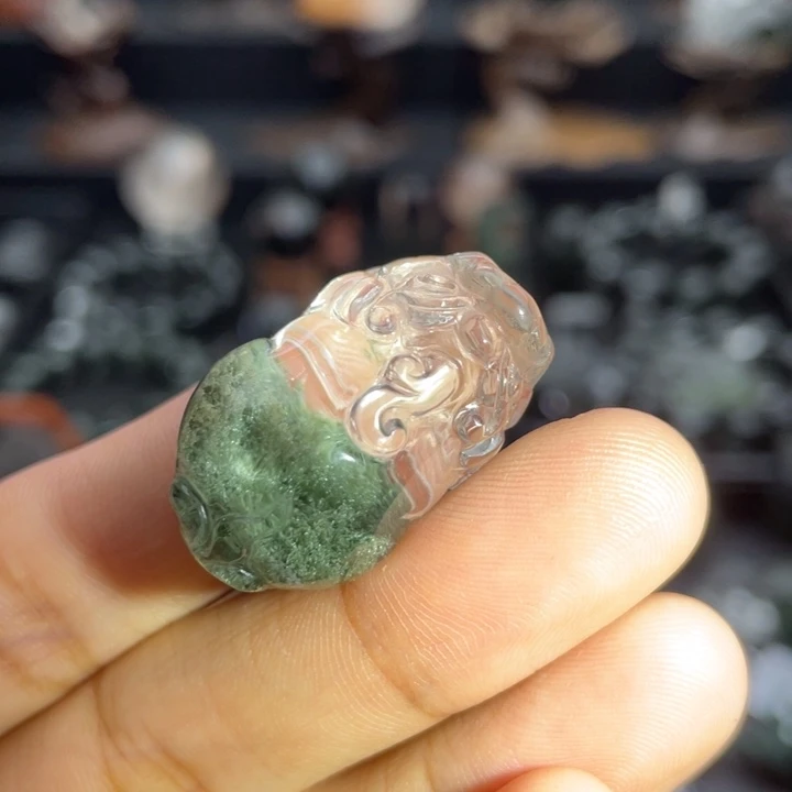 颈饰水晶未镶嵌绿幽灵貔貅定制