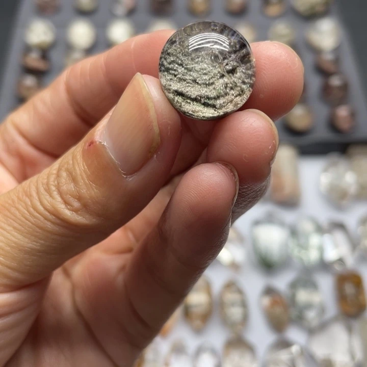 纯天然粉色幽灵碧玺（处理）