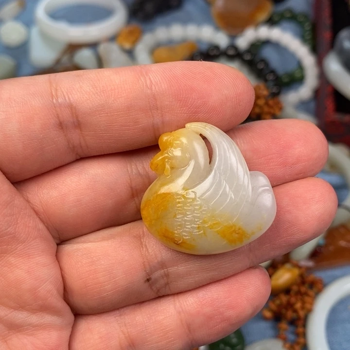 和田玉未镶嵌吊坠(不含链)