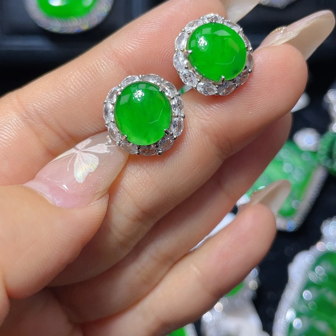 翡翠颈饰银S925镶嵌翡翠