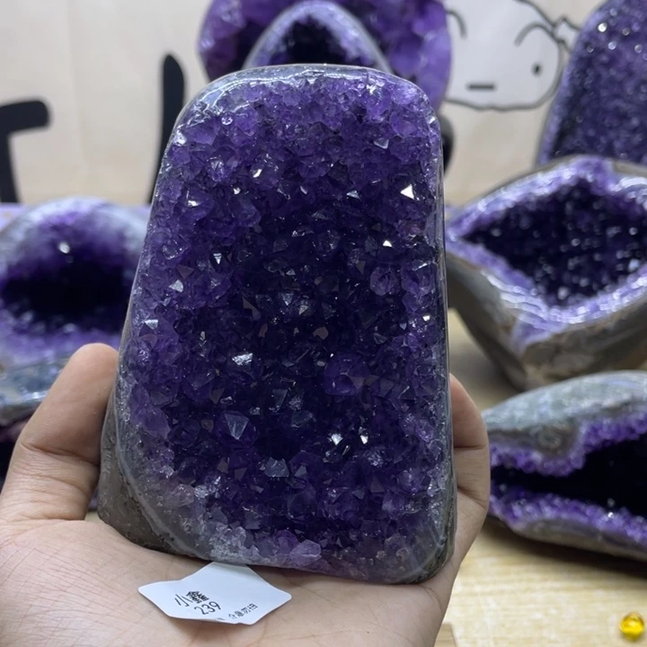 未镶嵌大型摆件（非配饰）紫晶