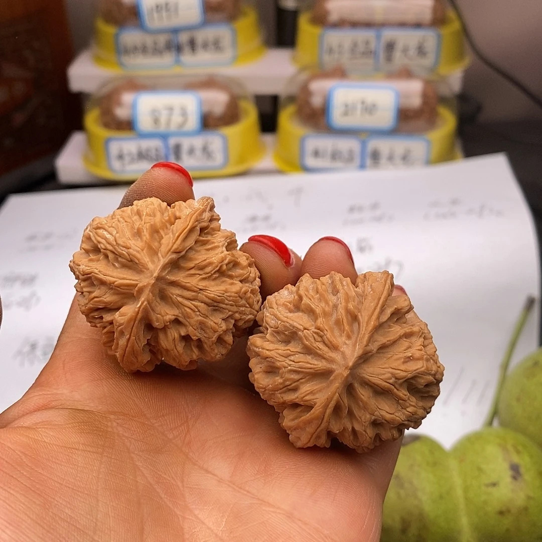 心***道文玩核桃把件苹果园