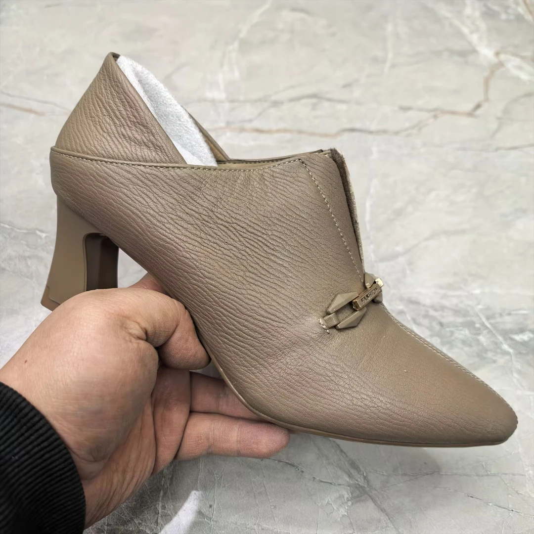 d（孤品）39/40码单鞋女 82023(羊皮)