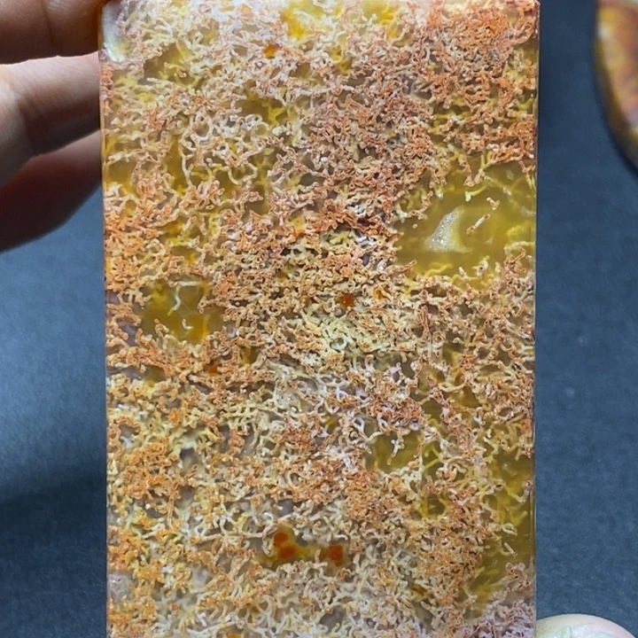 玛瑙/玉髓颈饰未镶嵌踏**梅