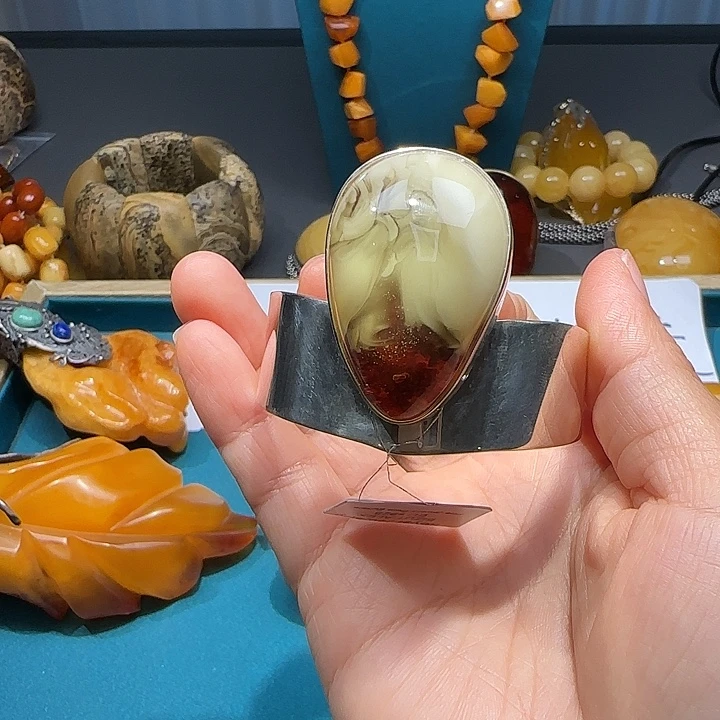 琥珀未镶嵌手链波兰设计款琥珀蜜蜡
