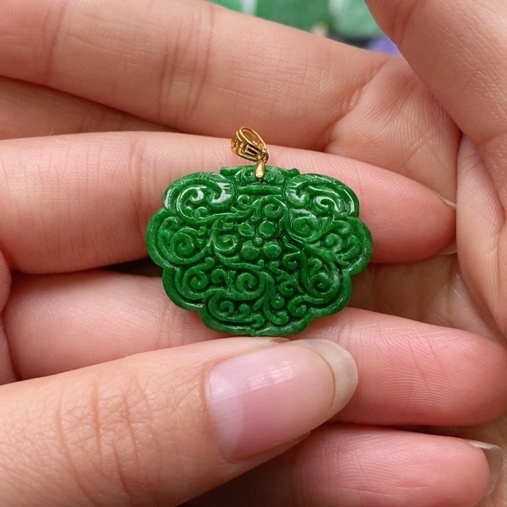 翡翠颈饰未镶嵌吊坠