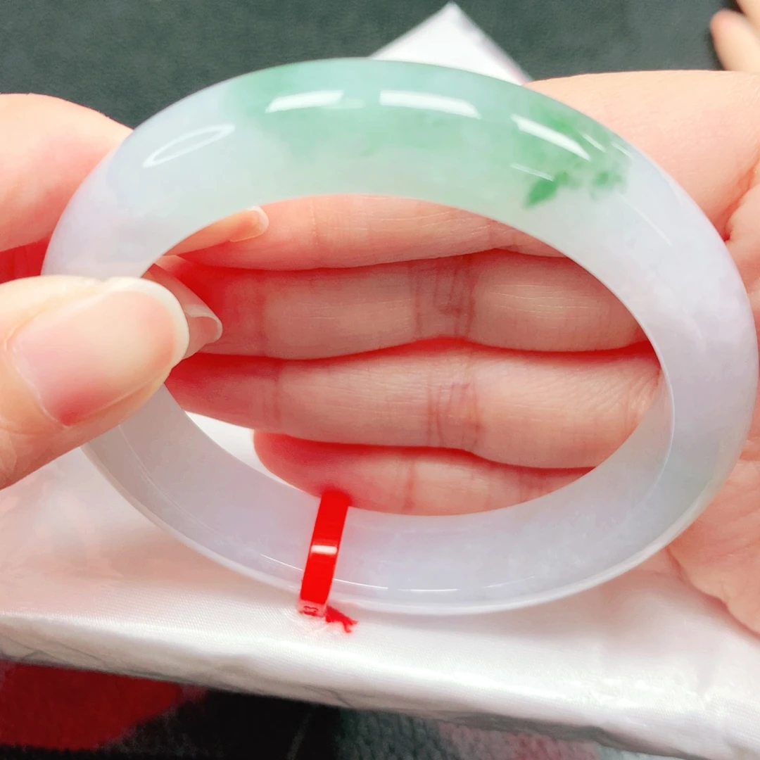 翡翠未镶嵌手镯56圈