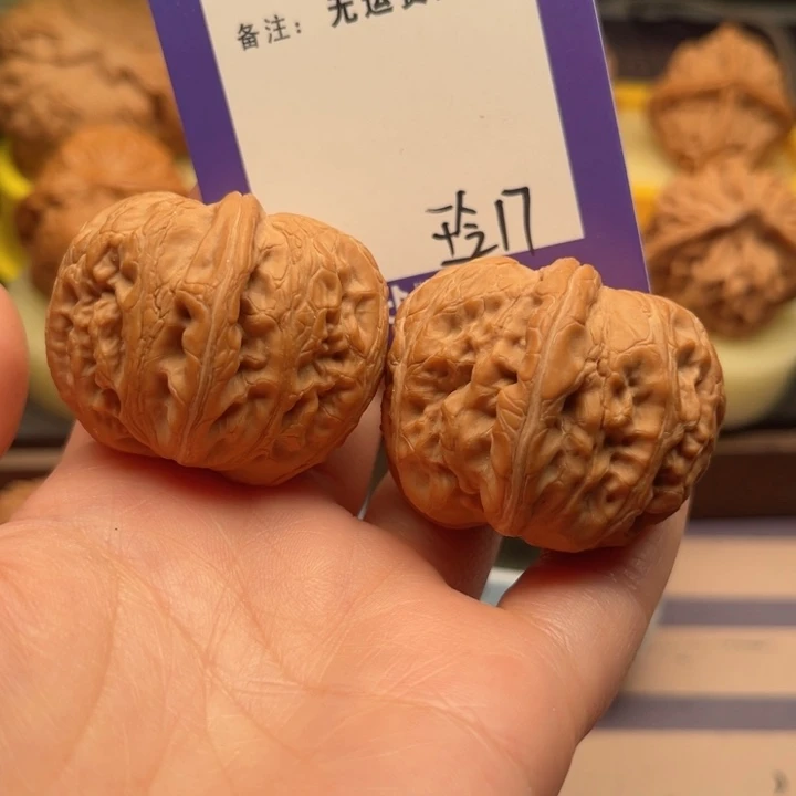 吊坠文玩核桃马***哥文玩核桃17