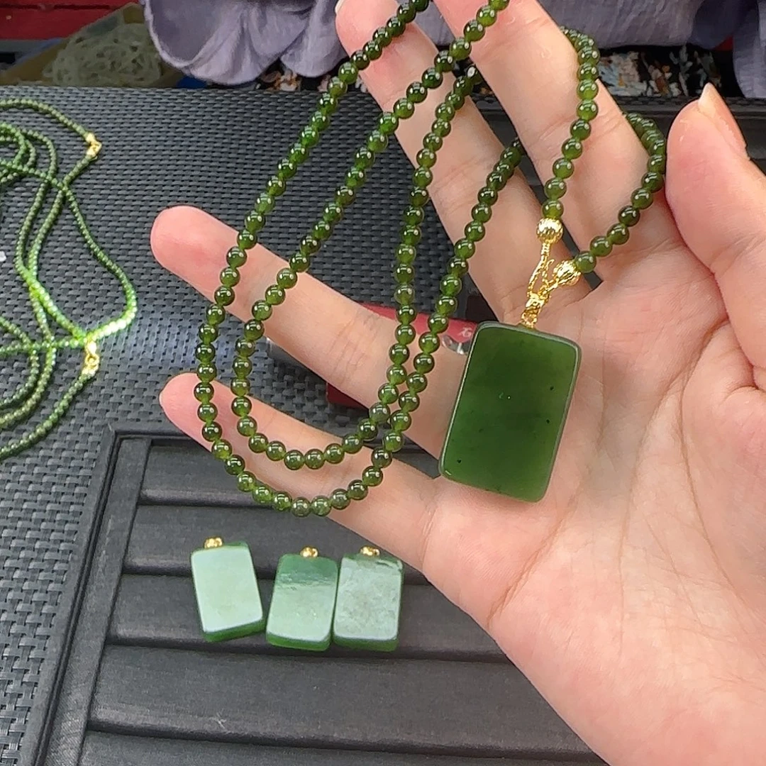 和田玉未镶嵌颈饰碧玉方无事牌套装