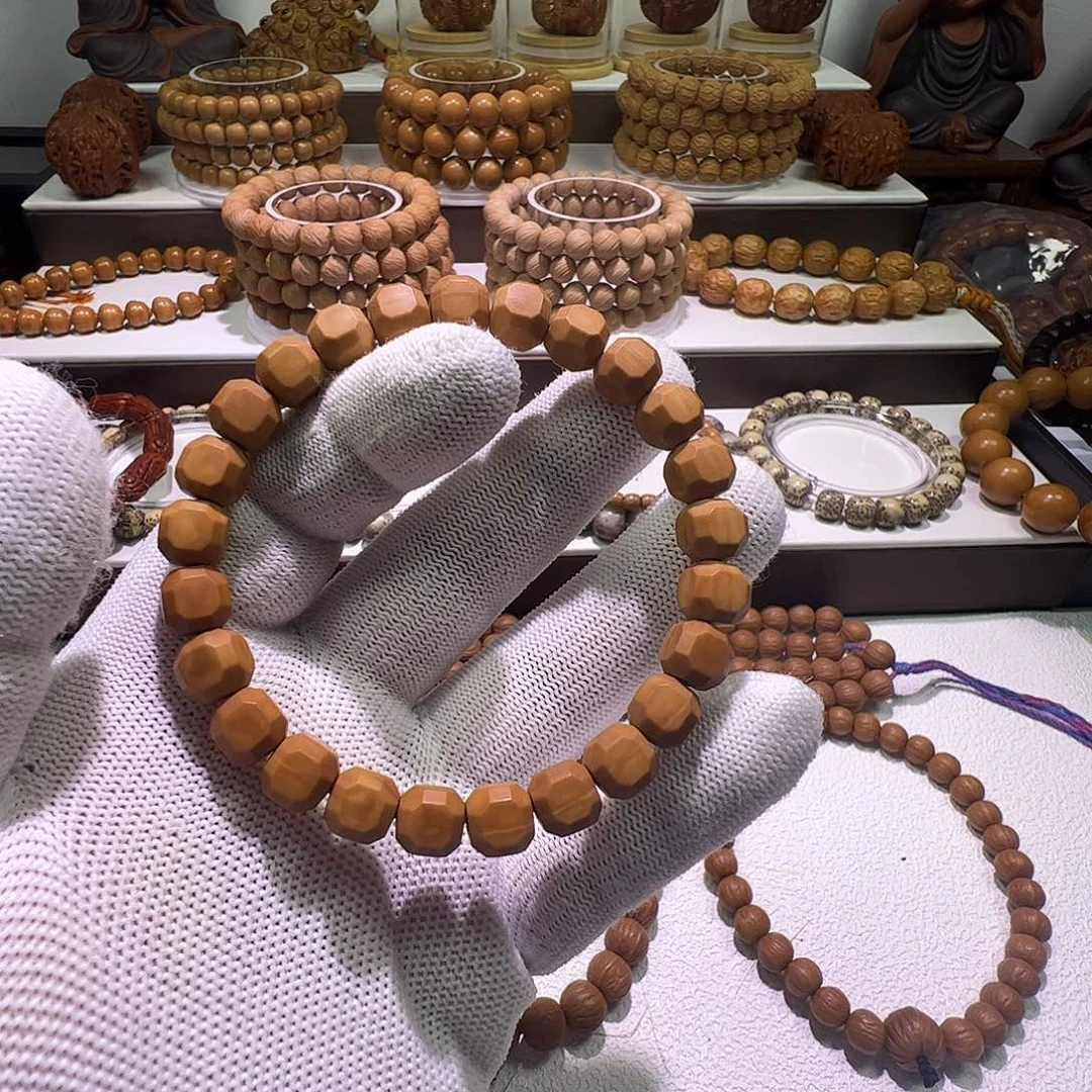 吊坠猴头核桃闪店购2