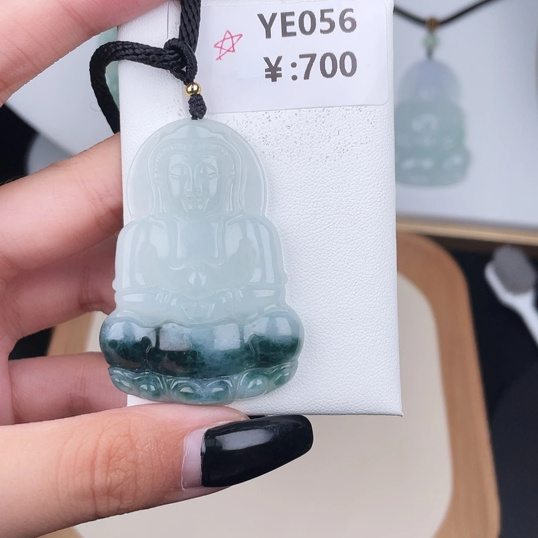 翡翠未镶嵌颈饰YE056