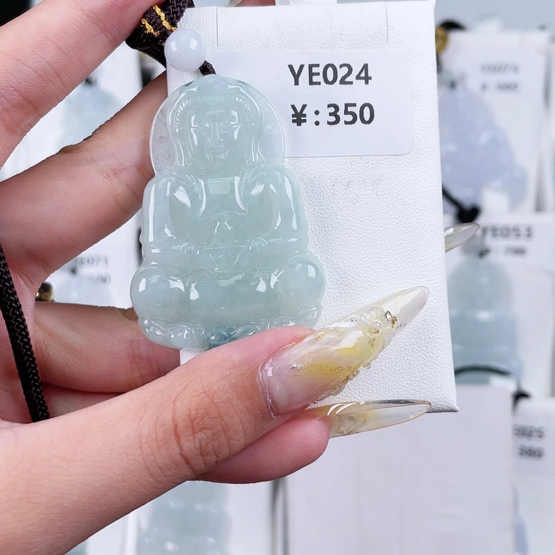 翡翠未镶嵌颈饰YE024