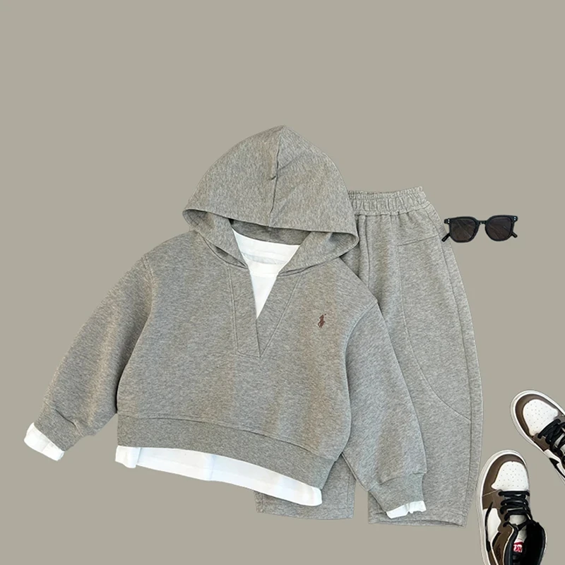 2025春季新款儿童韩版时尚假两件设计刺绣标休闲连帽卫衣套装