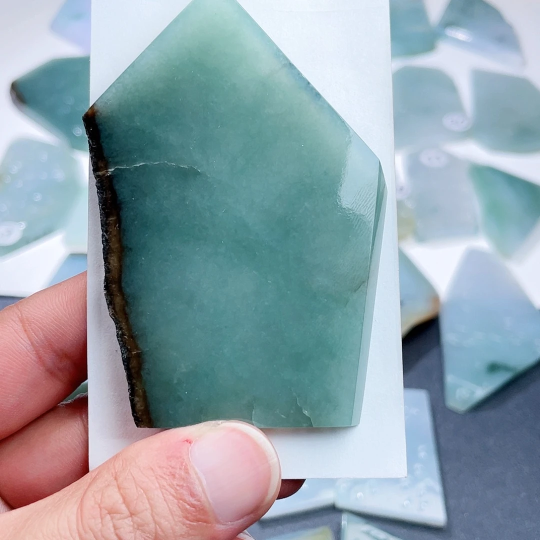 定制翡翠未镶嵌翡翠挂件