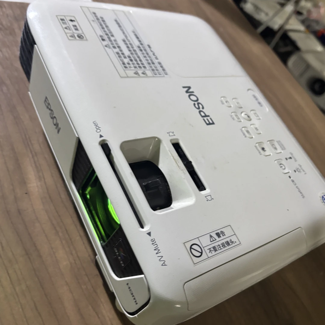 二手 爱普生投影仪 运费自理