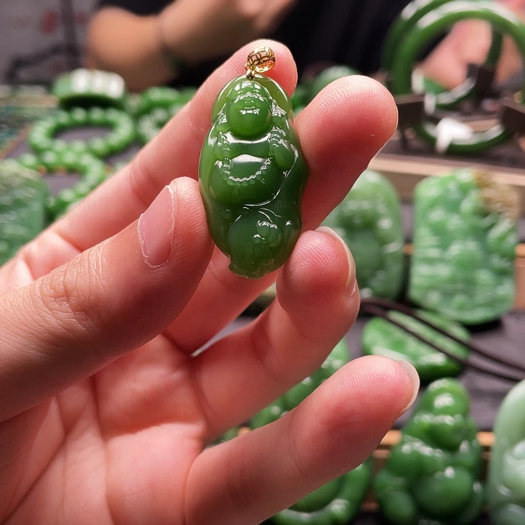 和田玉（碧玉）18K金镶嵌颈饰