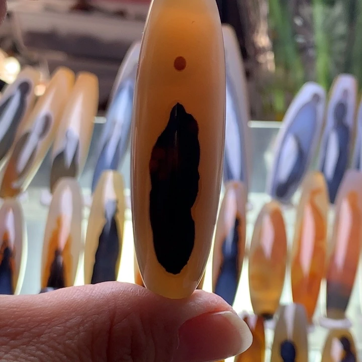 未镶嵌颈饰玛瑙/玉髓47