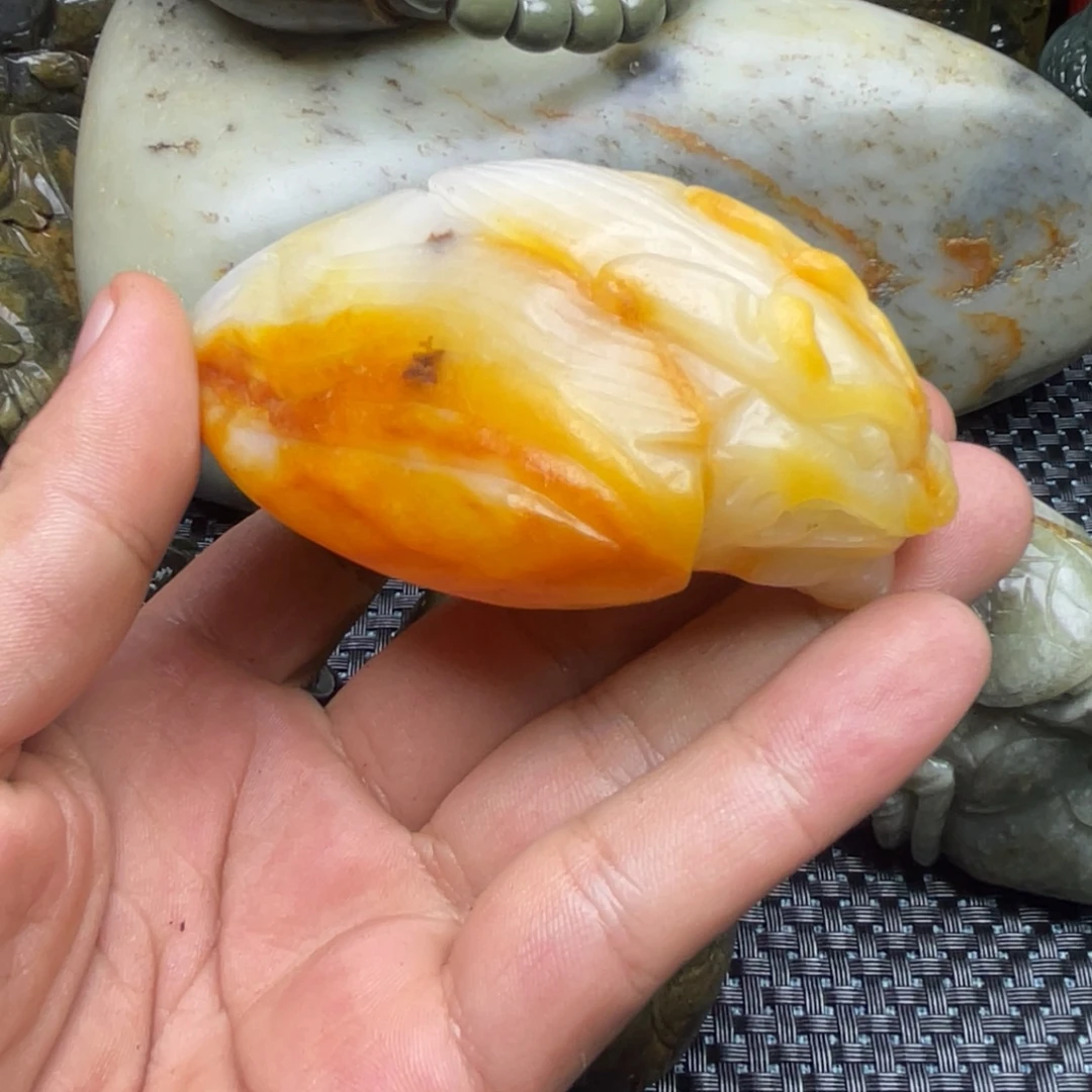和田玉（糖玉）未镶嵌挂件