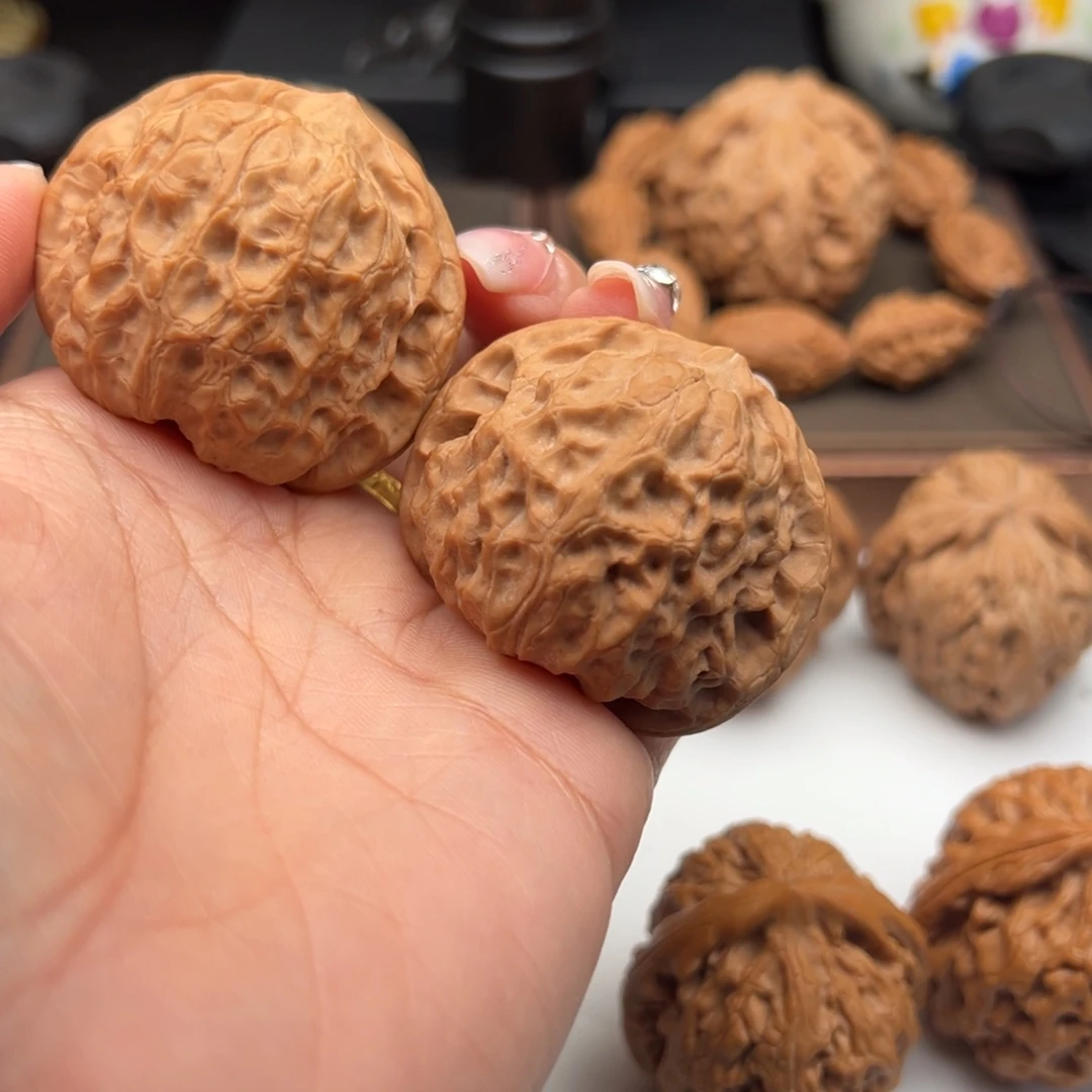 文玩核桃把件墩皇44