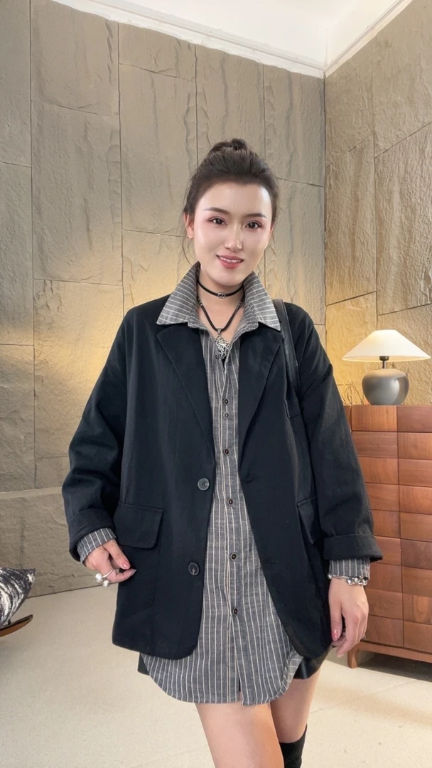 素格【8577】2025年早春新款休闲百搭外套女