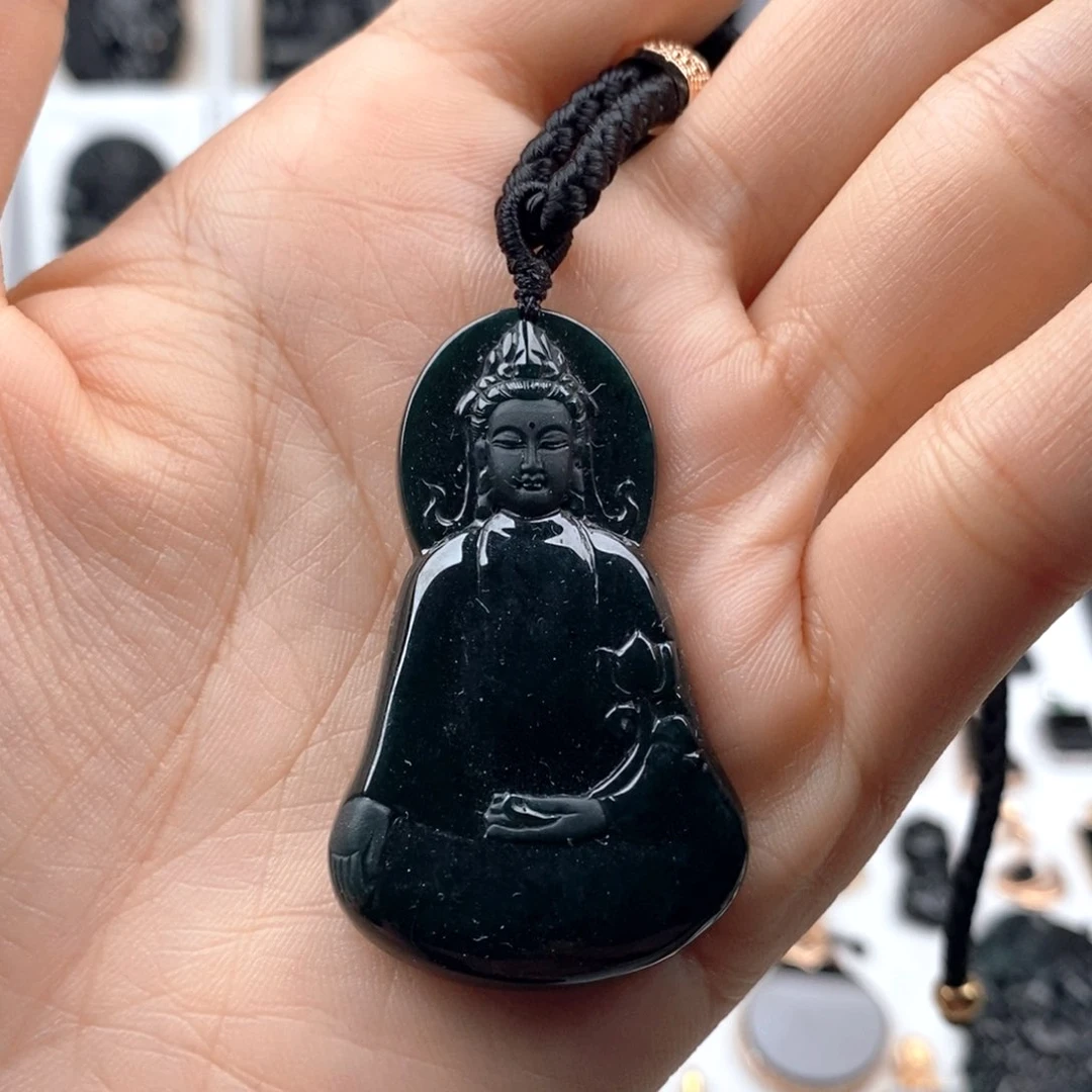 颈饰未镶嵌翡翠观音