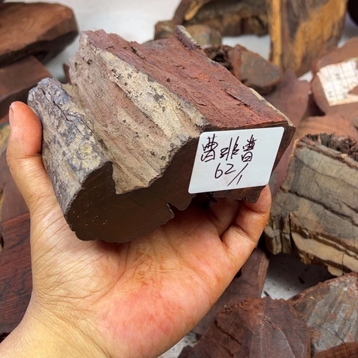 檀香紫檀（小叶紫檀）曹*曹