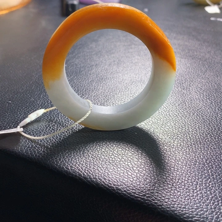 未镶嵌手镯定制翡翠