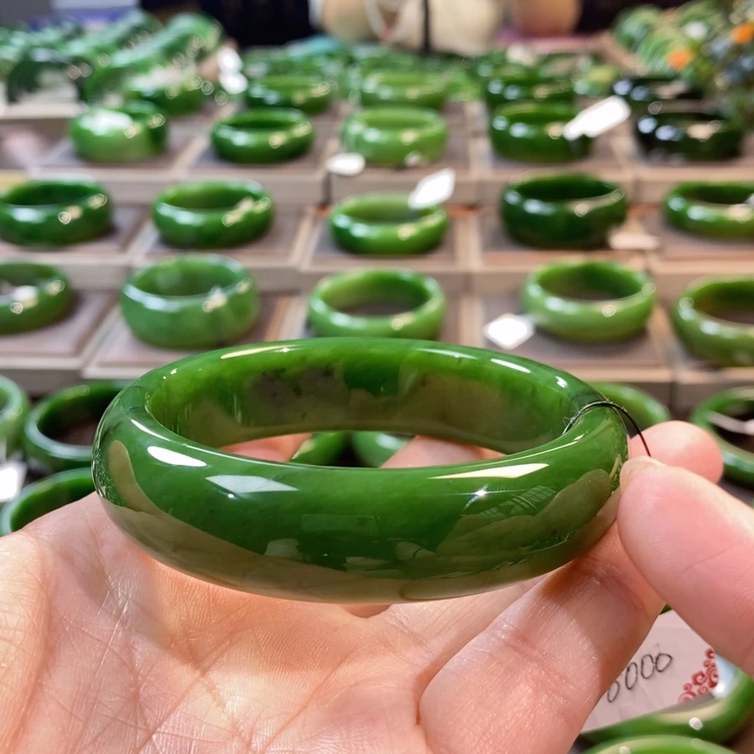 和田玉（碧玉）手镯未镶嵌