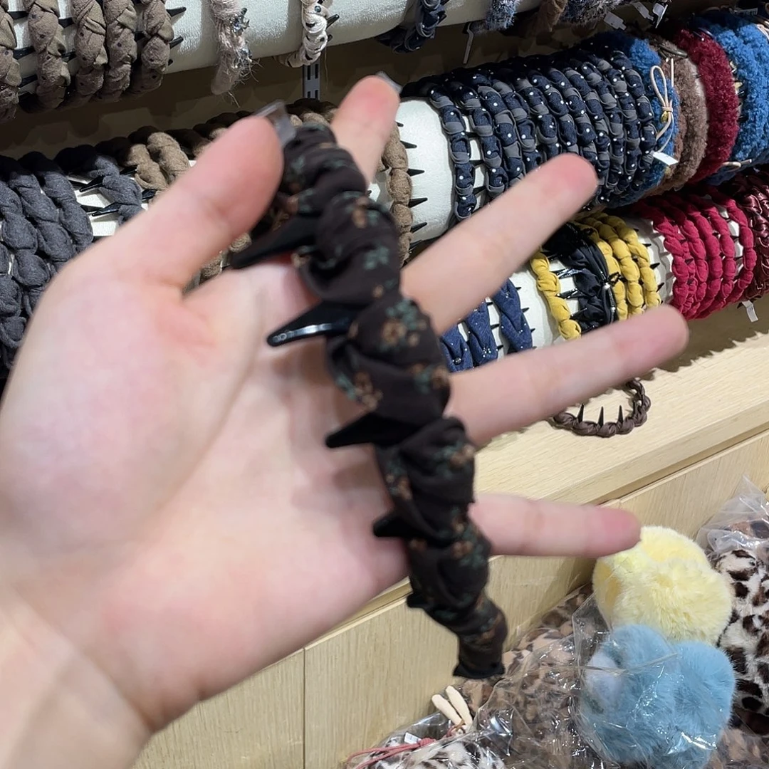 皮质非金属咖碎花带齿发箍