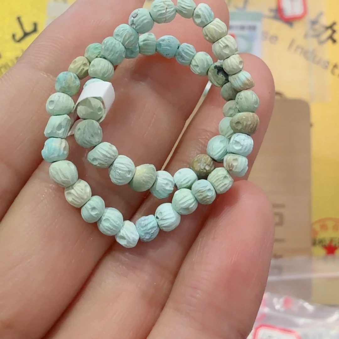 未镶嵌绿松石珠宝奇石