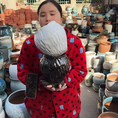 口14高20瑕疵盆子。