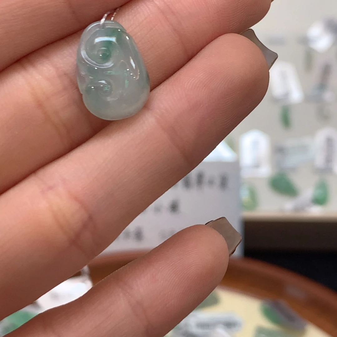 翡翠未镶嵌颈饰11111