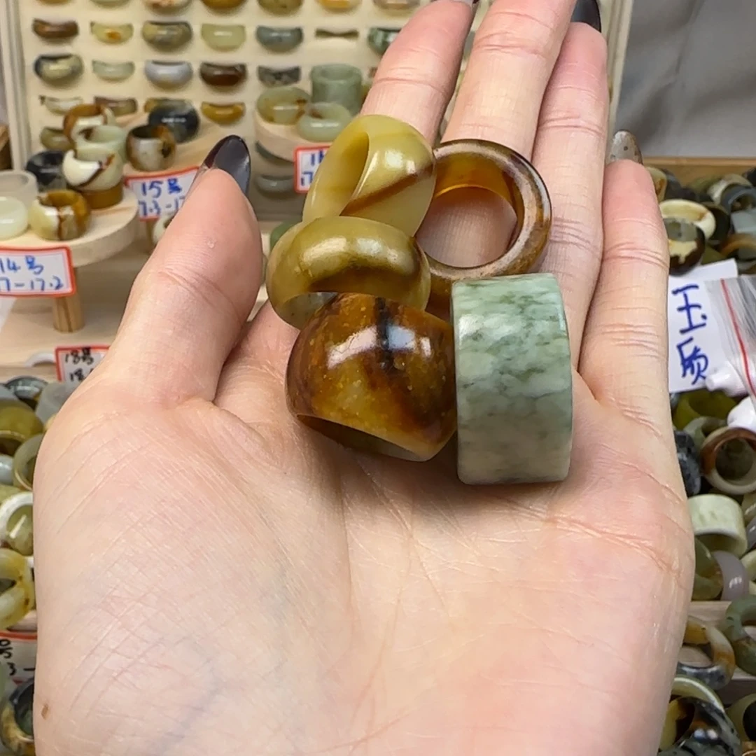 岫玉岫玉戒指内径微瑕不退16.8未镶嵌