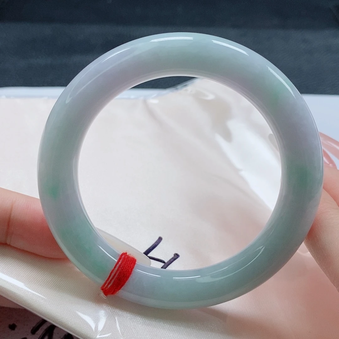 【闪购商品】未镶嵌手镯（圆镯）翡翠431号