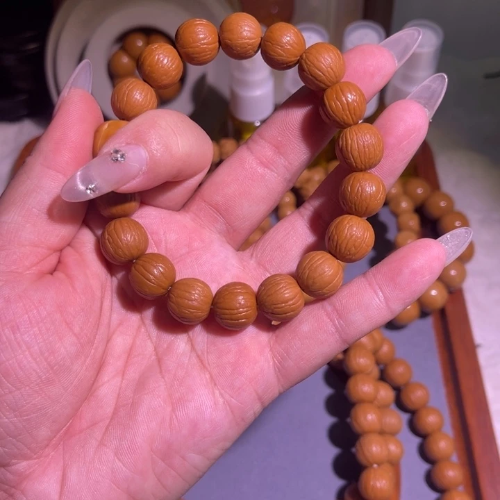 *****猴头核桃吊坠聚宝盆手串
