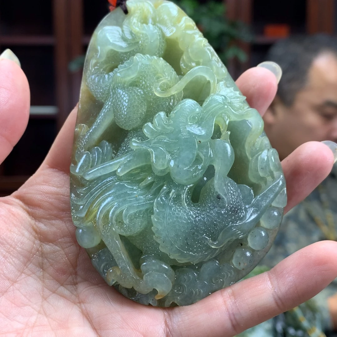 未镶嵌蛇纹石玉颈饰