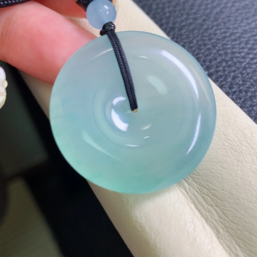 【闪购商品】翡翠未镶嵌颈饰扣子