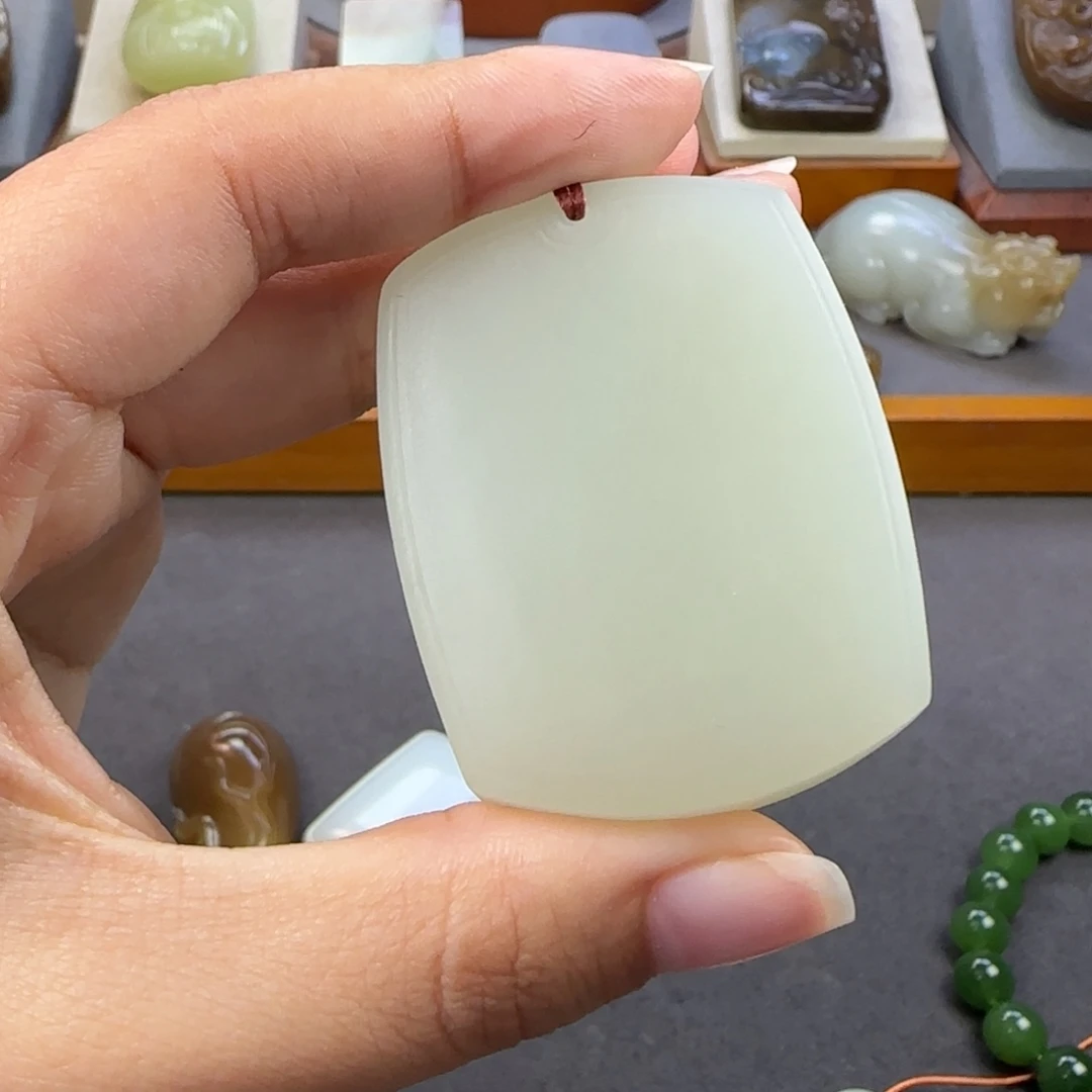 定制和田玉未镶嵌和田玉